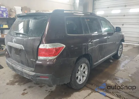 2012 Toyota Highlander Se V6 z USA, uszkodzony, nr VIN 5TDBK3EH5CS173775